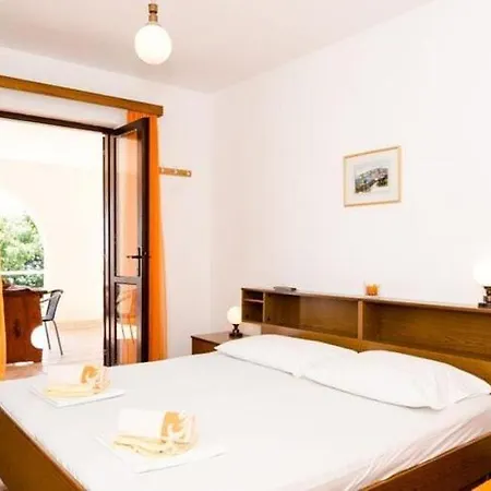 Διαμέρισμα Barbara - With Terrace And Sea View Br 2 *