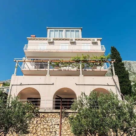 Barbara - With Terrace And Sea View Br 2