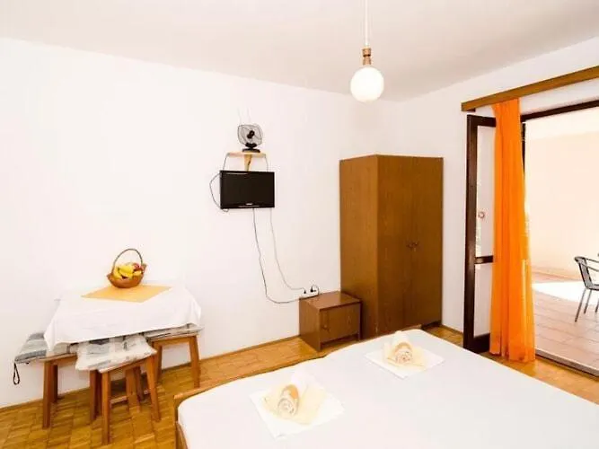 Apartament Barbara - With Terrace And Sea View Br 2