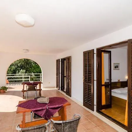 Barbara - With Terrace And Sea View Br 2 דירה *